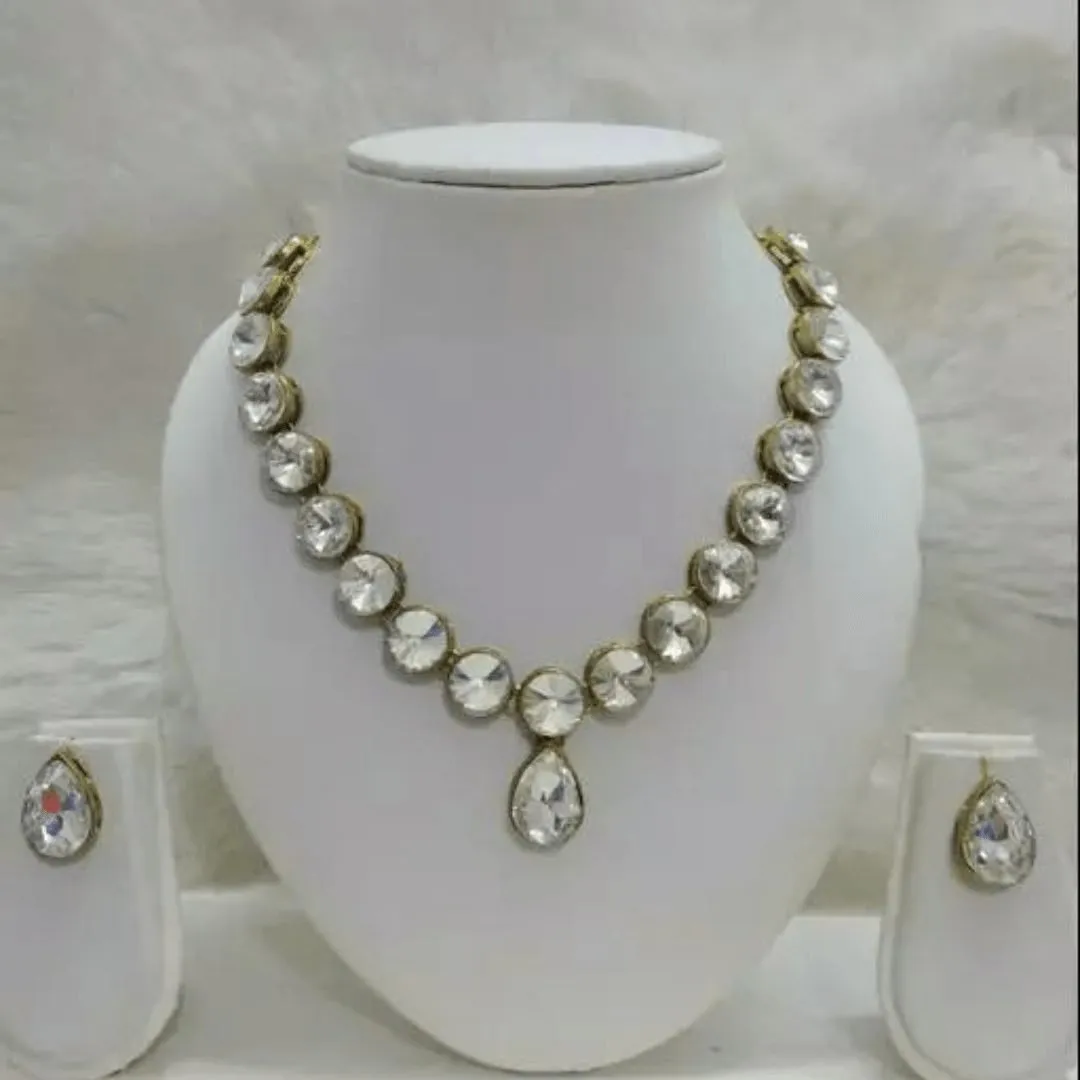Kundan Jewellery Set